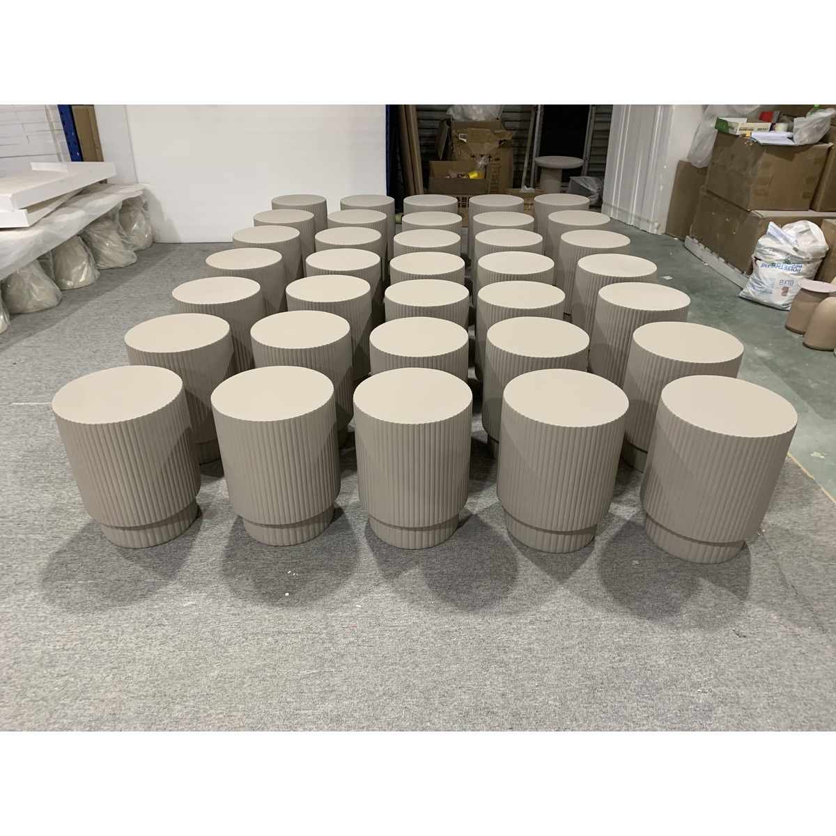 CA414B Side Table